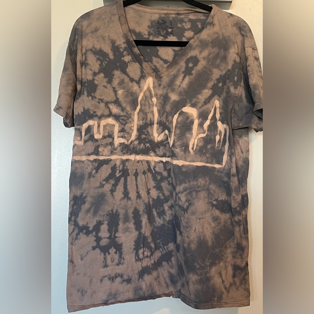 Custom Skyline T-Shirt